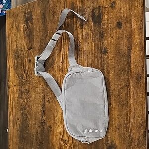 Lululemon Mini grey Belt Bag